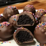 Easy No-Bake Oreo Truffles (Just 3 Ingredients!)