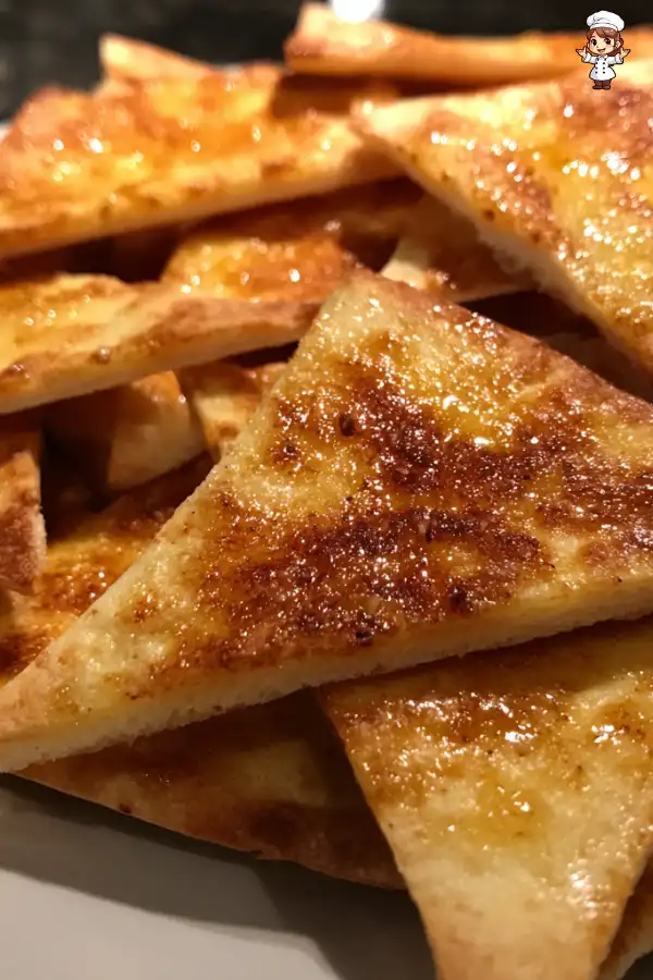 Homemade pita chips are the perfect healthy snack!